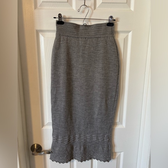 Dr. Haider Petkov Made in Vienna Fine Merino Wool Grey Pencil Midi Skirt - Picture 9 of 9